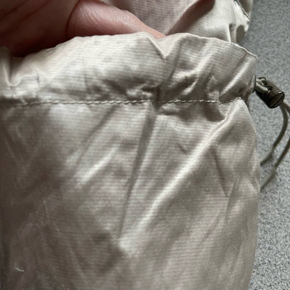 Tuleh Creamy Champaign Satiny Puffer Coat Size 38 - Picture 12 of 16